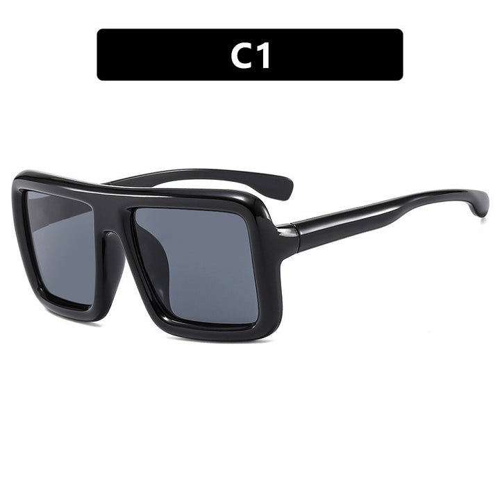 Women's sunglasses in a modern, rectangular design with high UV protection function Bowlift