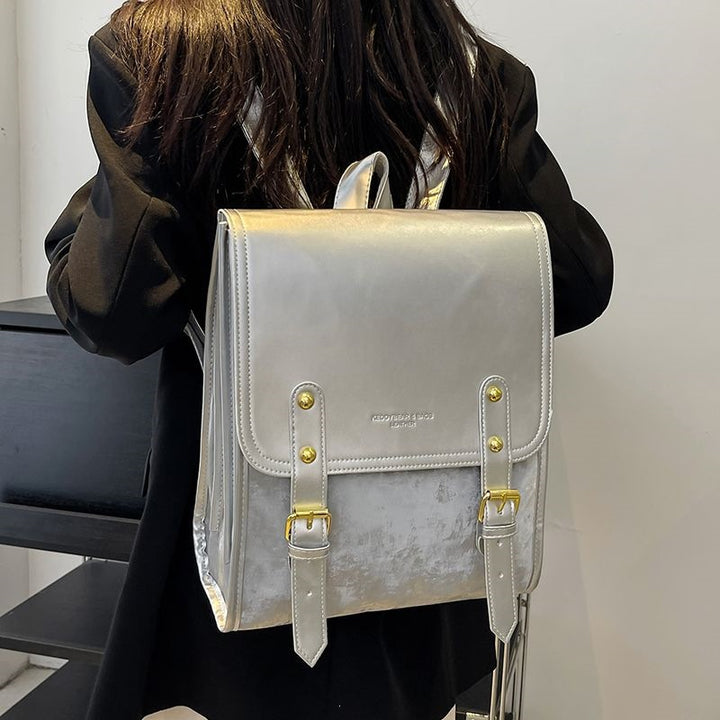 Fashionable backpack in elegant design with functional compartments Bowlift