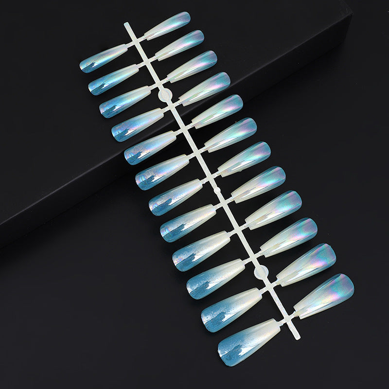 Artificial nails in modern glitter finish Bowlift