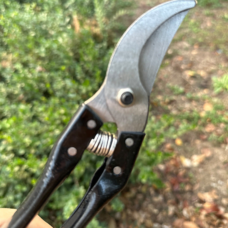 Precision bypass pruning shears with Ergonomic non-slip handles Bowlift
