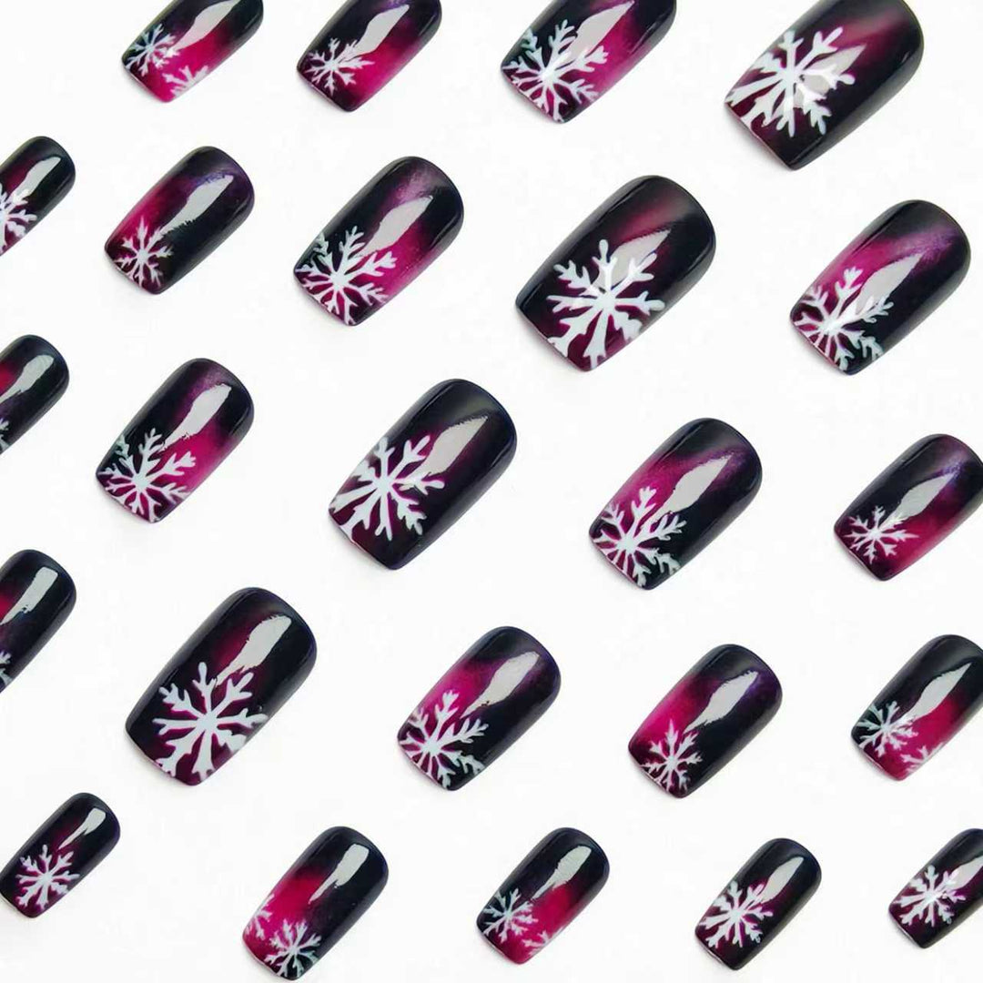 Winter-Themed Detailed Nail Art Bowlift