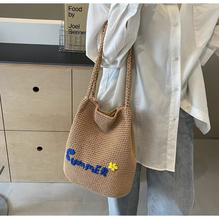 Hand-knotted shopping bag with cheerful summer design Bowlift