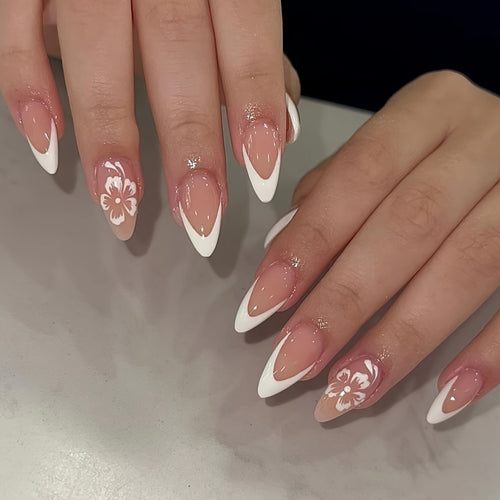 Tip Art Nails with Floral Design Bowlift