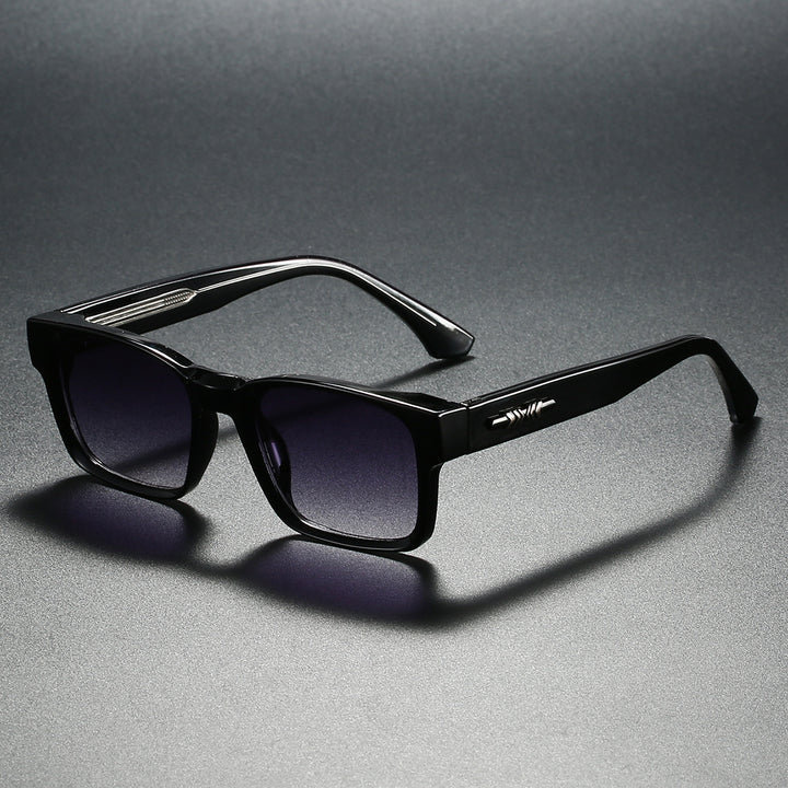 Women's sunglasses with classic square frame and UV protection Bowlift
