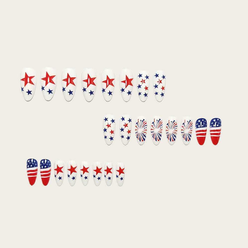 Art nails with patriotic designs Bowlift