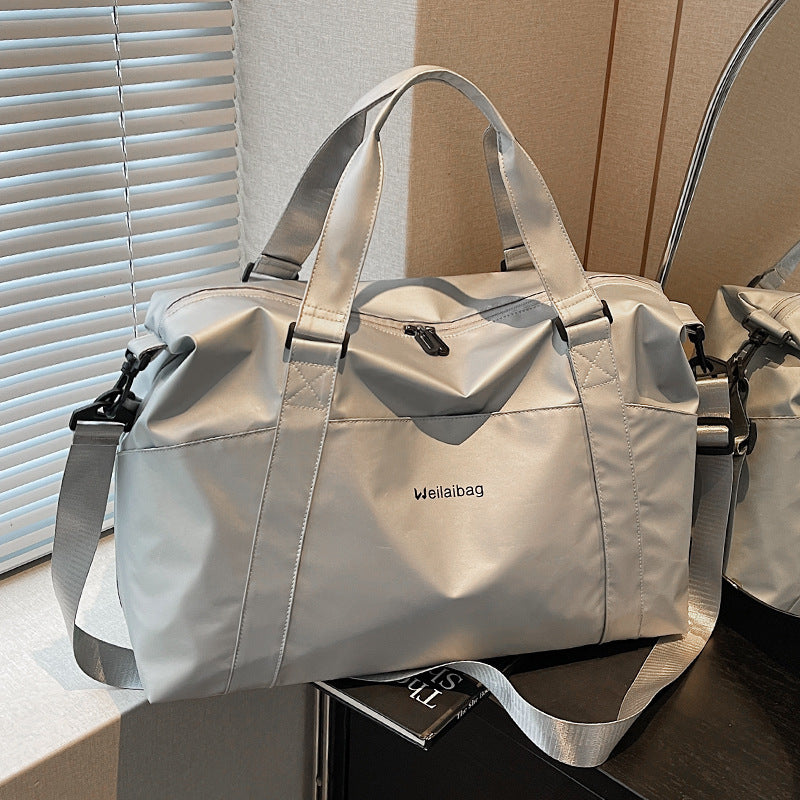 Multi-Functional Sporty Travel Duffel