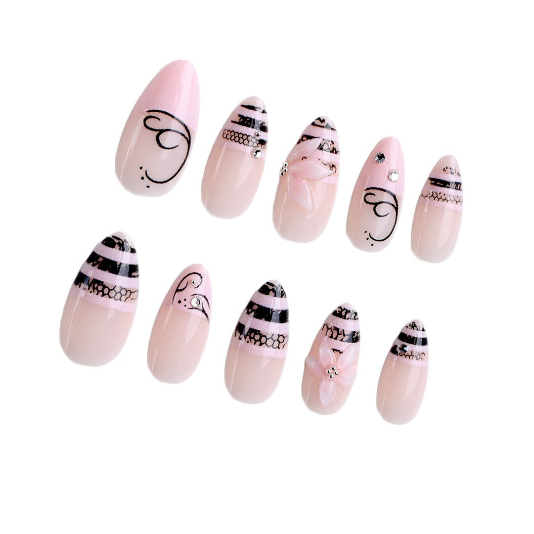 Artistic Themed Press-On Nail Collection Bowlift