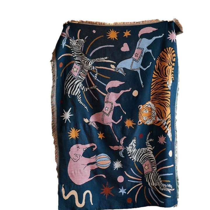 Artistic Animal-Themed Tapestry Blanket
