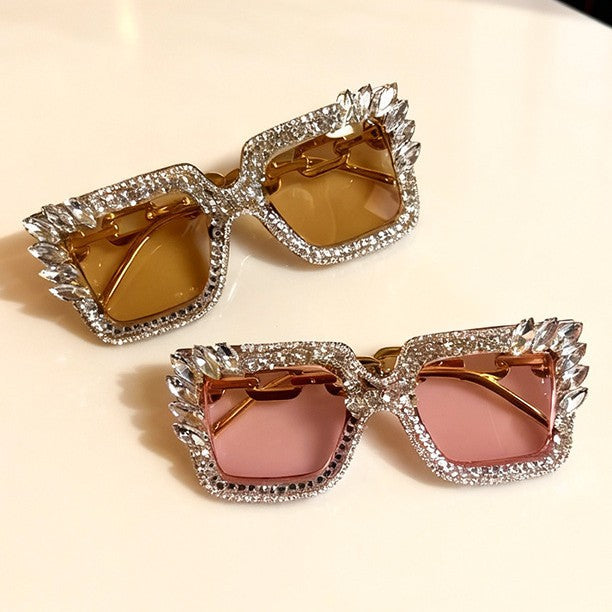 Decorative Rhinestone Embellished Sunglasses Bowlift