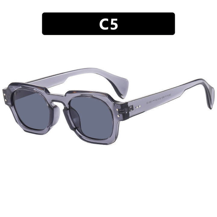 Ladies fashionable sunglasses in eye-catching tortoiseshell design Bowlift