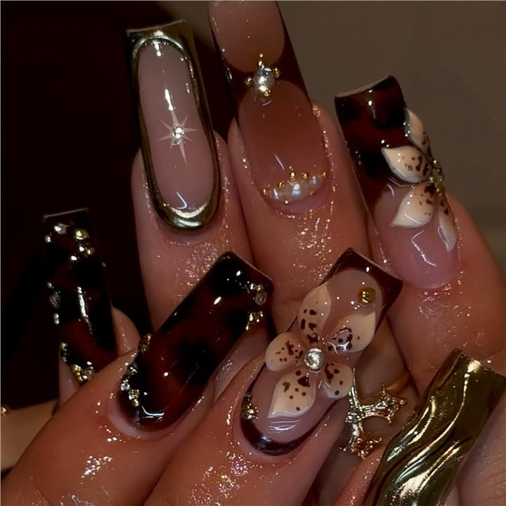 3D Floral and Gemstone Press-On Nail Set Bowlift