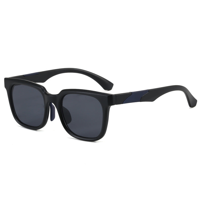 Women's Sporty Sunglasses in Modern Design Bowlift