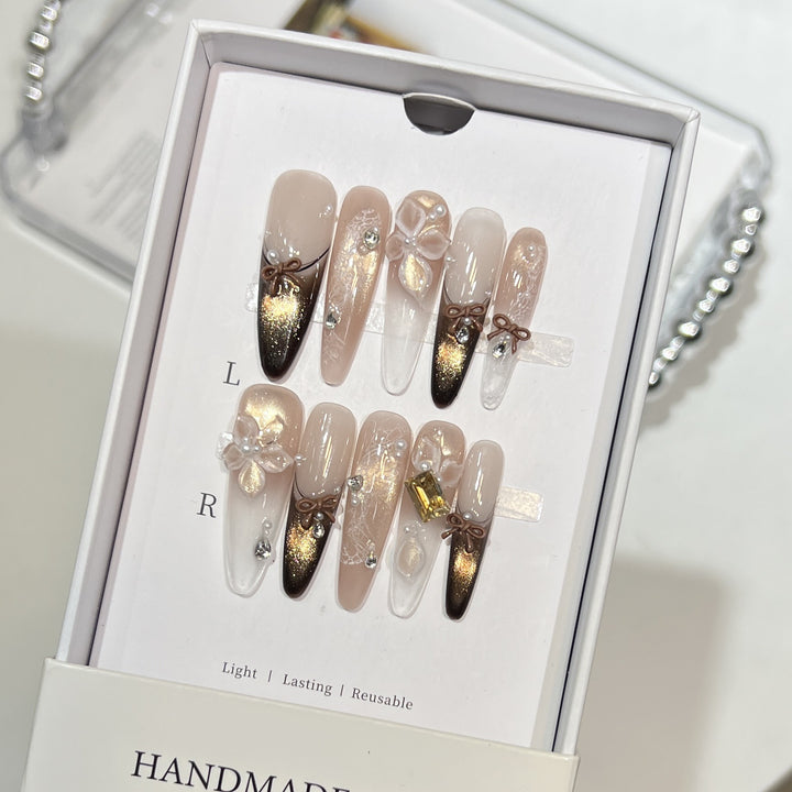 Glamorous Artistic Press-On Nail Extensions Bowlift