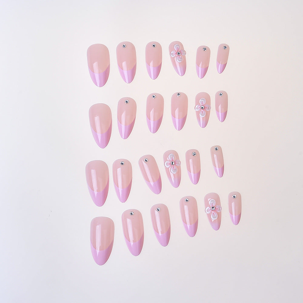 Elegant Floral-Accent Press-On Nail Set Bowlift