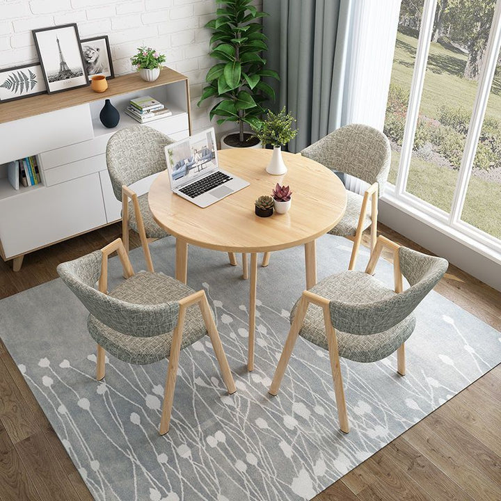 Dining chair with ergonomic upholstery and modern design Bowlift