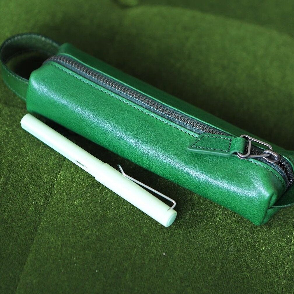 Stylish Zippered Leather Pencil Case Bowlift