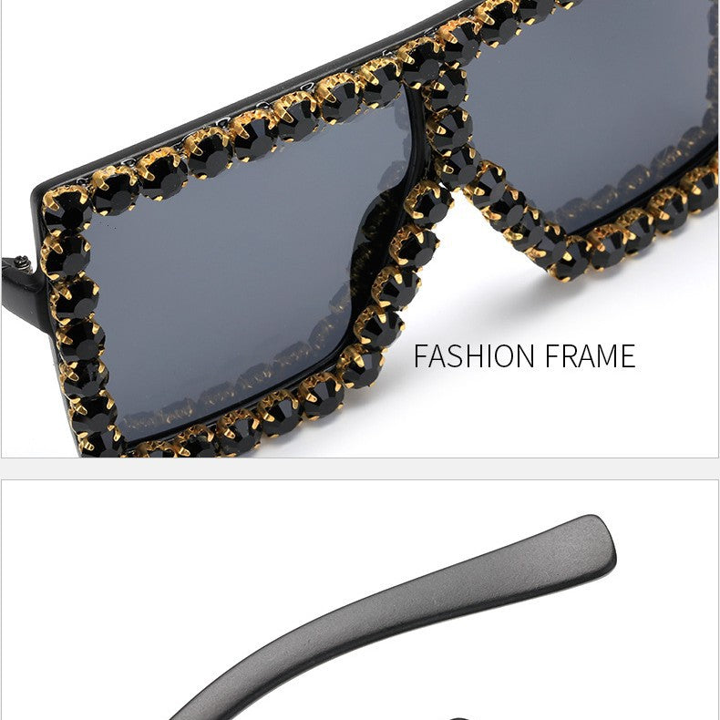 Women's striking square sunglasses with sparkling appliques Bowlift