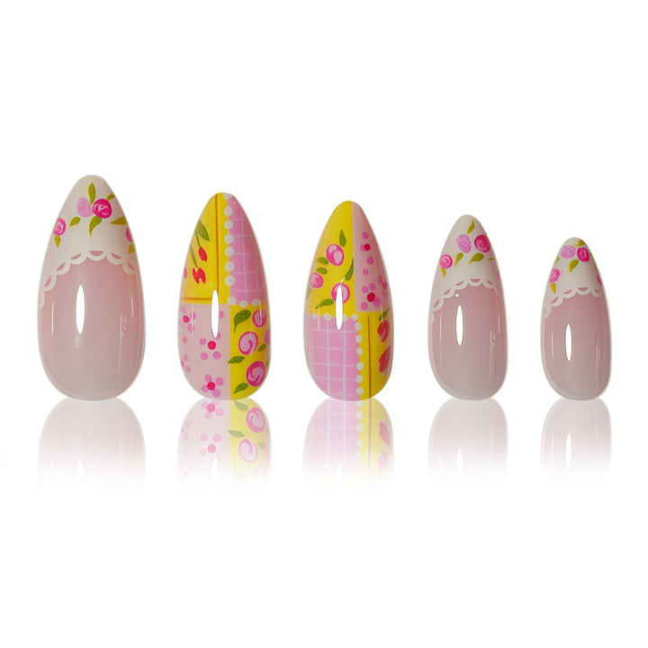 Decorative Floral Press-On Nail Art Bowlift