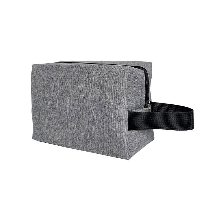 Cosmetic travel case with sturdy zipper Bowlift