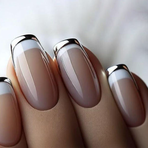 Artificial nails with elegant French tips Bowlift