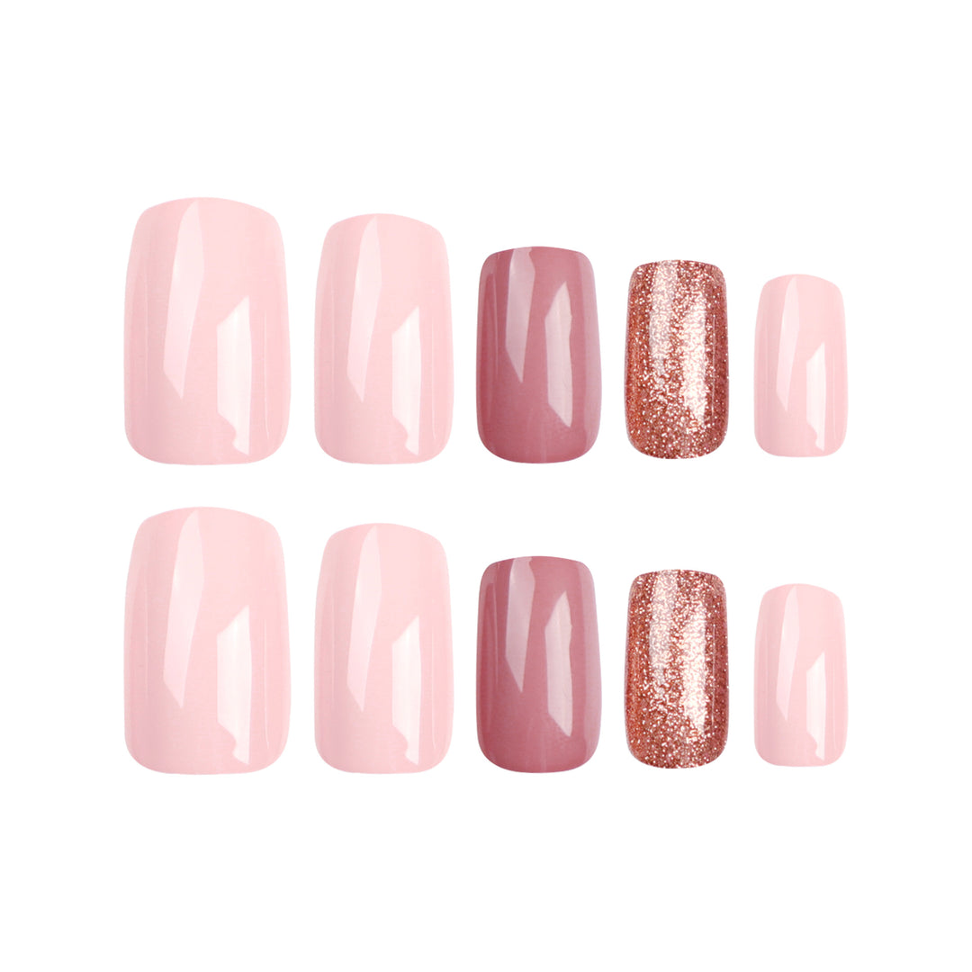 Nail extensions with shimmering accents Bowlift
