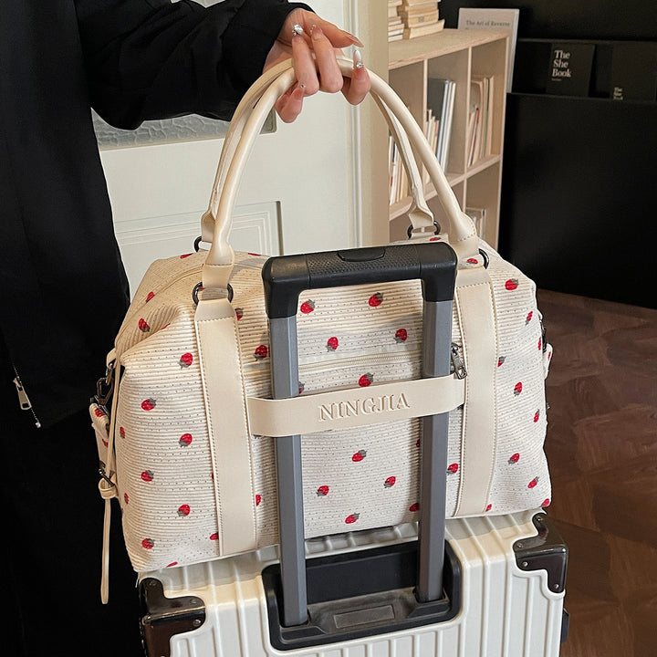 Stylish Quilted Weekend Duffle Bag Bowlift