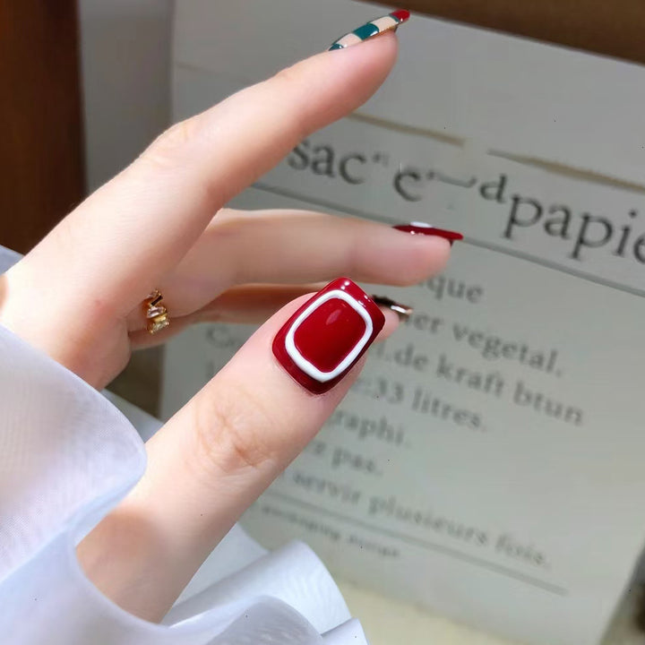 Festive Character Press-On Nails Bowlift
