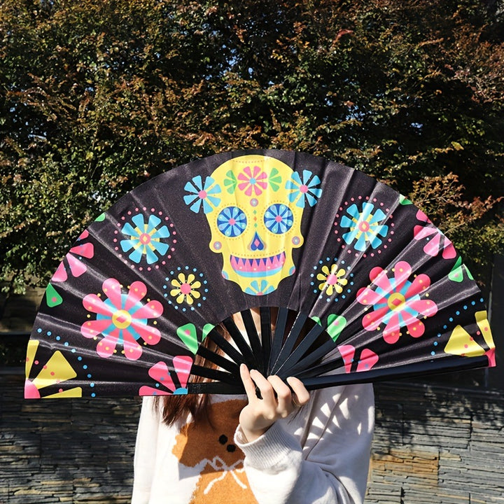 Ladies Fan with Colorful Motif Bowlift