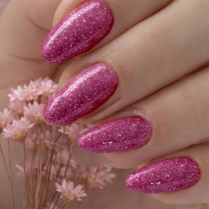 Glittering Stiletto Press-On Nail Tips Bowlift