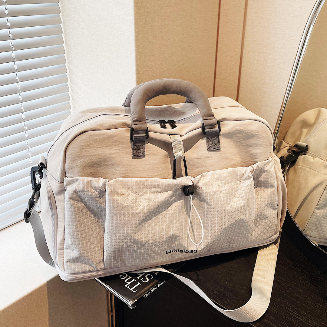 Ergonomic Travel Duffle Bag Bowlift