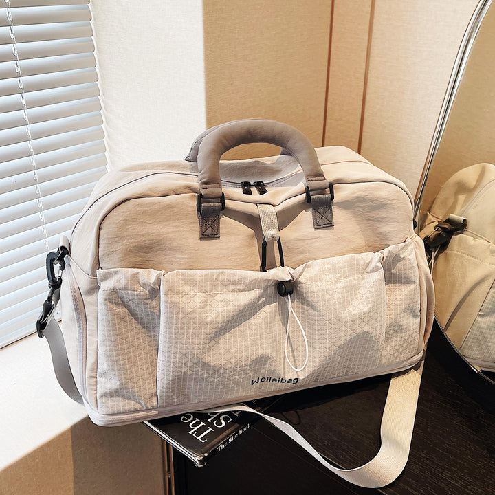 Ergonomic Travel Duffle Bag Bowlift