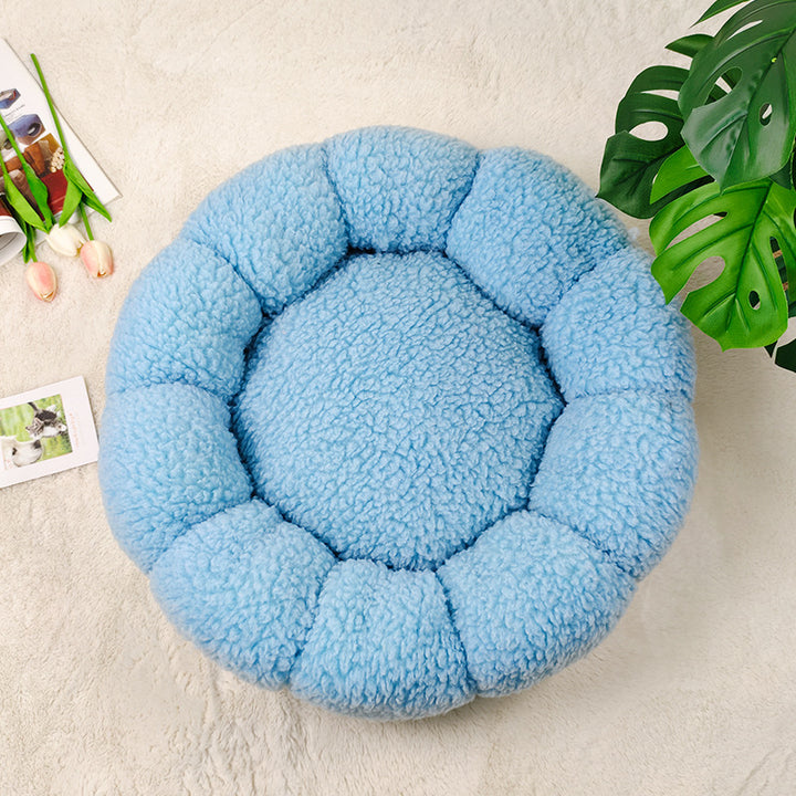 Cozy Sherpa dog Nest
