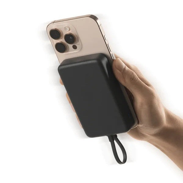 Magnetic wireless power bank with Magnetic alignment and USB-C pass-through Bowlift