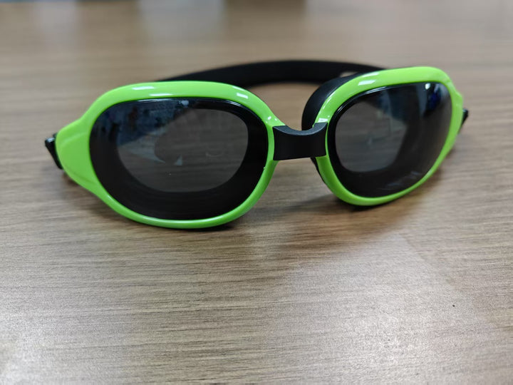 Swim goggles for clear vision and maximum comfort Bowlift