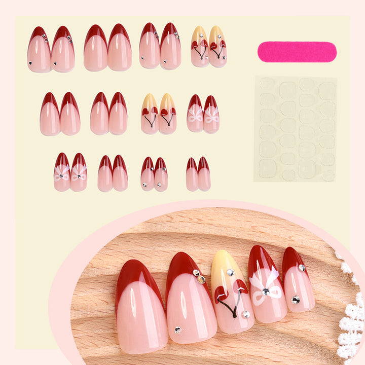 Artful nail set with glitter and heart design Bowlift
