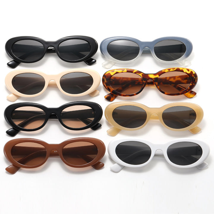 Ladies stylish sunglasses in extravagant design Bowlift
