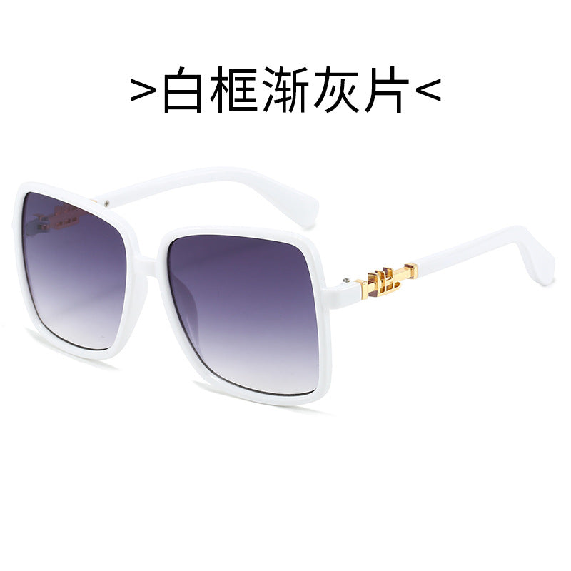 Women's Fashion Sunglasses with Unique Gradient Bowlift