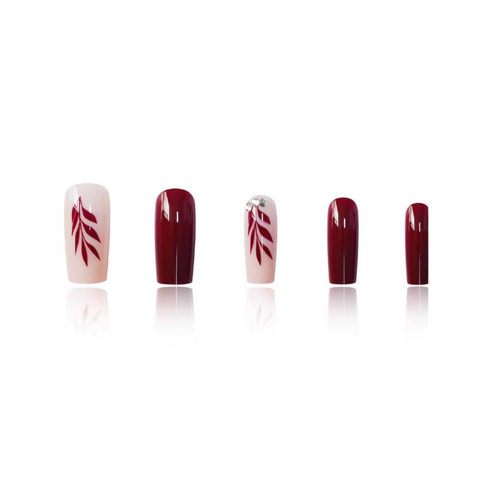 Elegant Leaf-Design Acrylic Nail Art Bowlift