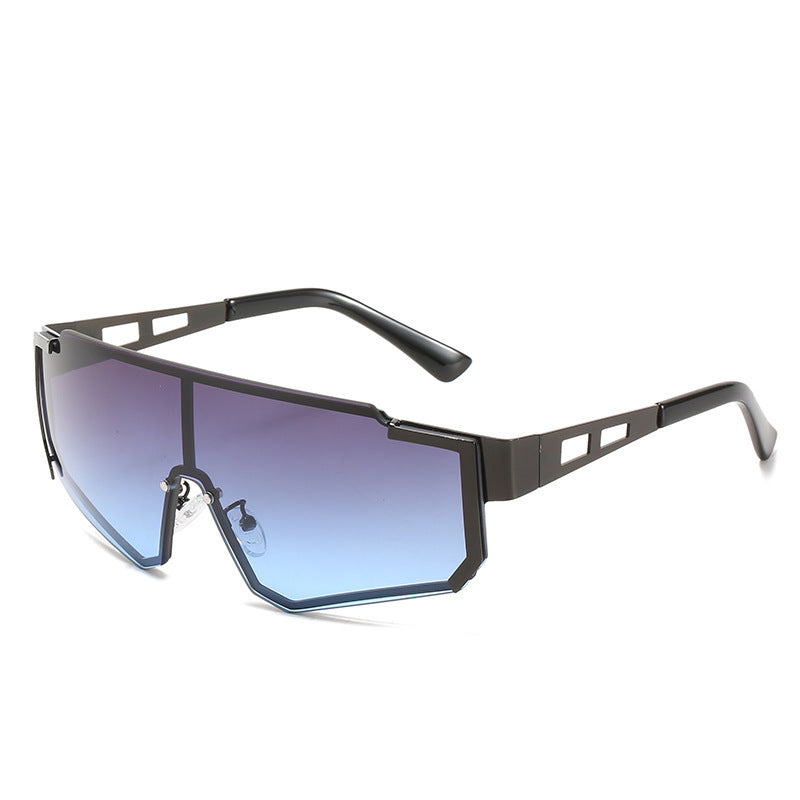 Women Oversized Sporty Sunglasses with Modern Frame Bowlift