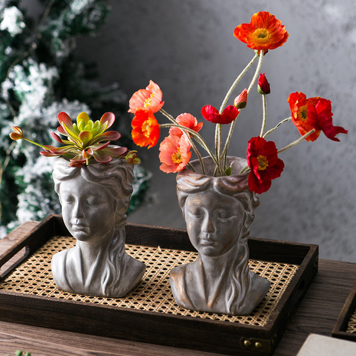 Stylish Sculpture Head Bowlift