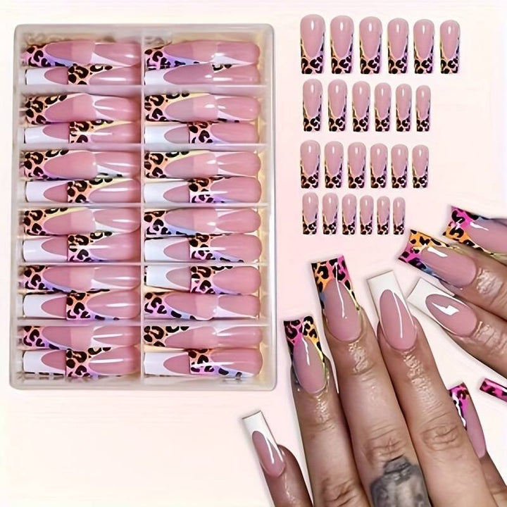 Stylish Press-On Nail Set with Leopard Design Bowlift