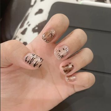Ombre Art Nails Bowlift