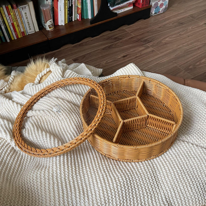 Women's Storage Basket with Glass Lid Bowlift
