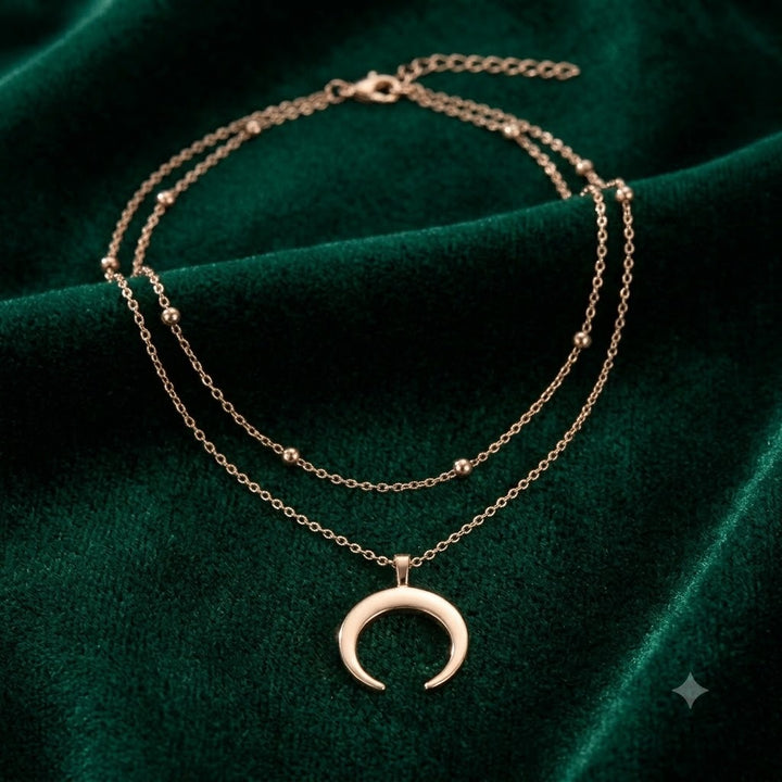 Layered Crescent Moon Pendant Necklace Bowlift