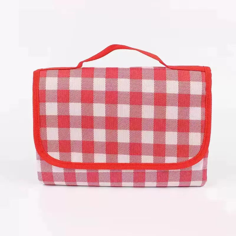Picnic Blanket Bowlift