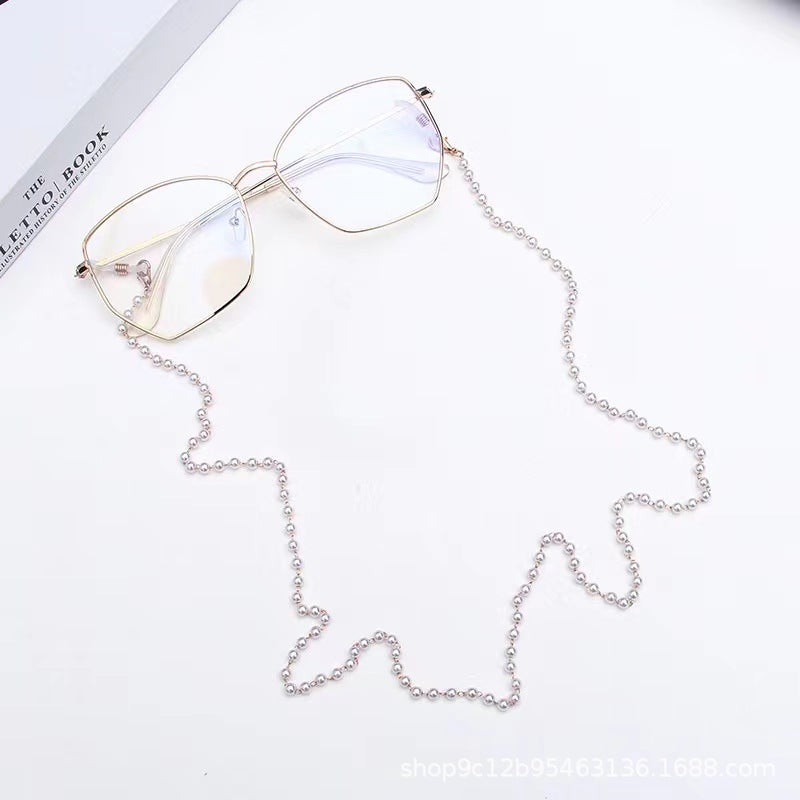 Beaded Eyewear Chain with Secure Fastening Bowlift