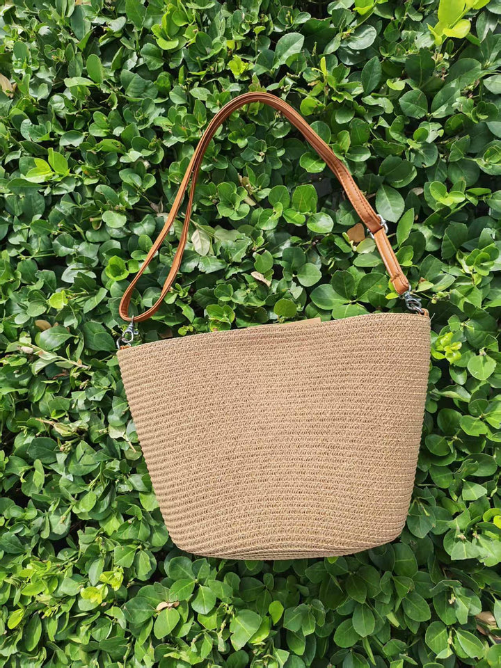 Elegant, Braided Shoulder Bag Bowlift
