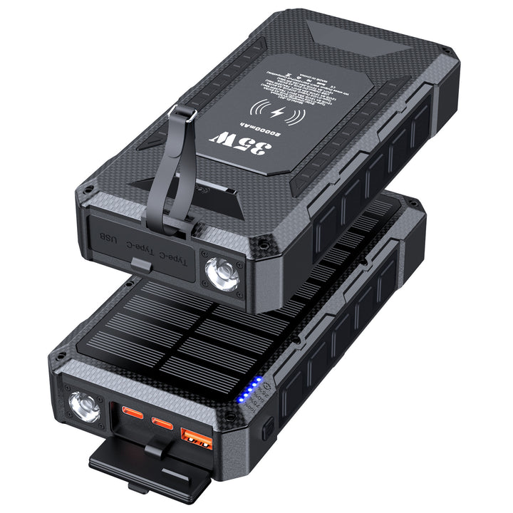 Solar Powerbank with Fast Charging Function and Integrated Flashlight Bowlift