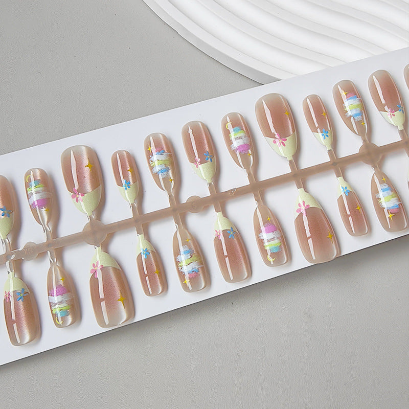 Artificial nails with elegant flower pattern Bowlift