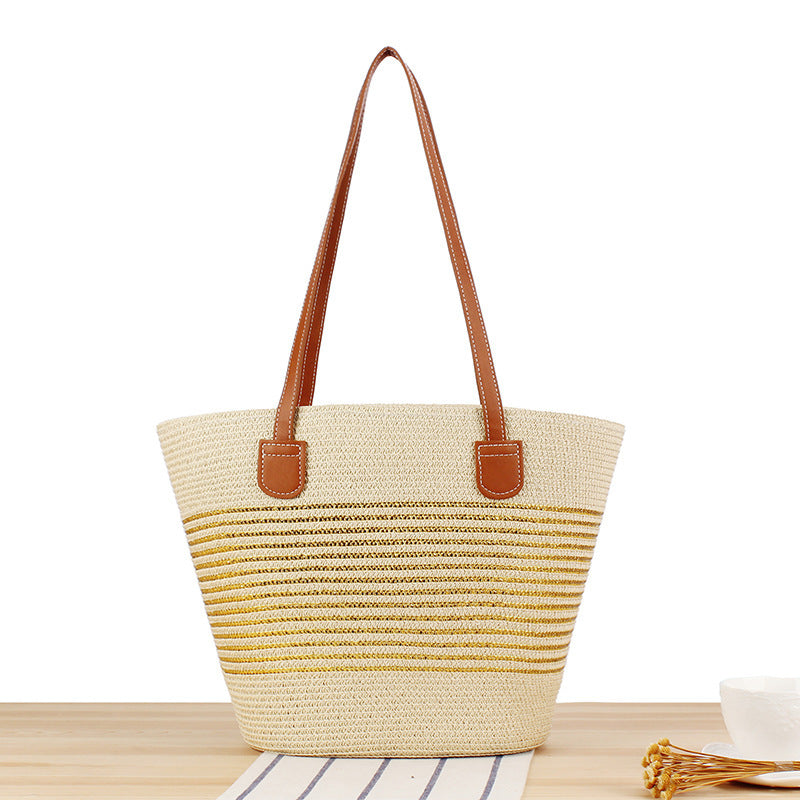 Straw bag in modern stripe look Bowlift